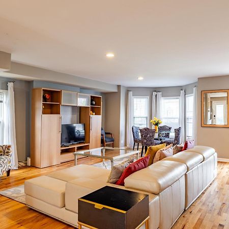 Spacious Row Home Next Transit Near Downtown W Parking Chicago Exterior foto
